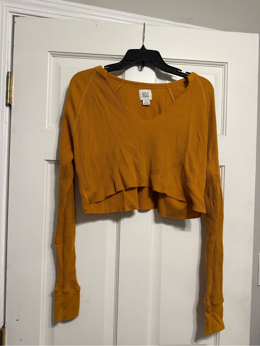 BDG Cropped Waffle-Knit Long Sleeve Top in Mustard Yellow. Size small